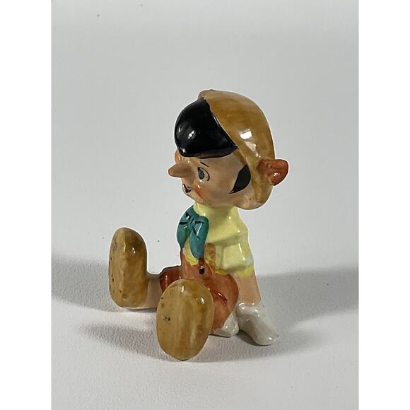 Rare Vintage Disney Pinocchio Sitting Ceramic Figurine – Made in Japan – 3" Tall - Picture 4 of 16